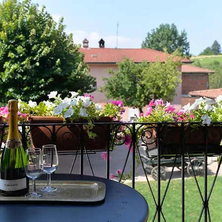 Gasthof Del Vino Castelnuovo (Asti)