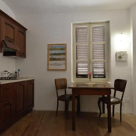 Del Vino * Castelnuovo (Asti)